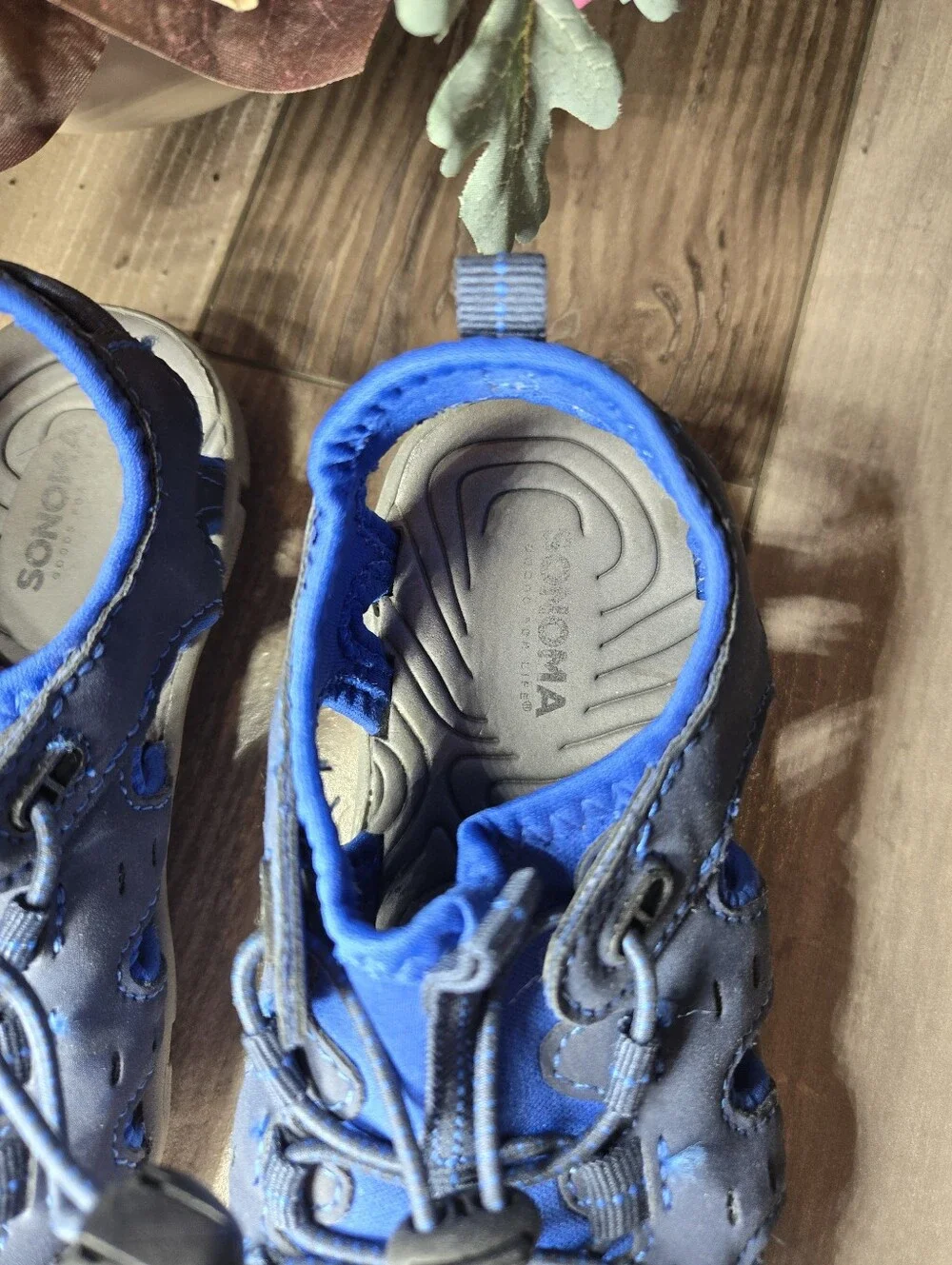 Sonoma Goods For Life Boys Size 12 Blue WirlwindNavy Water Shoes